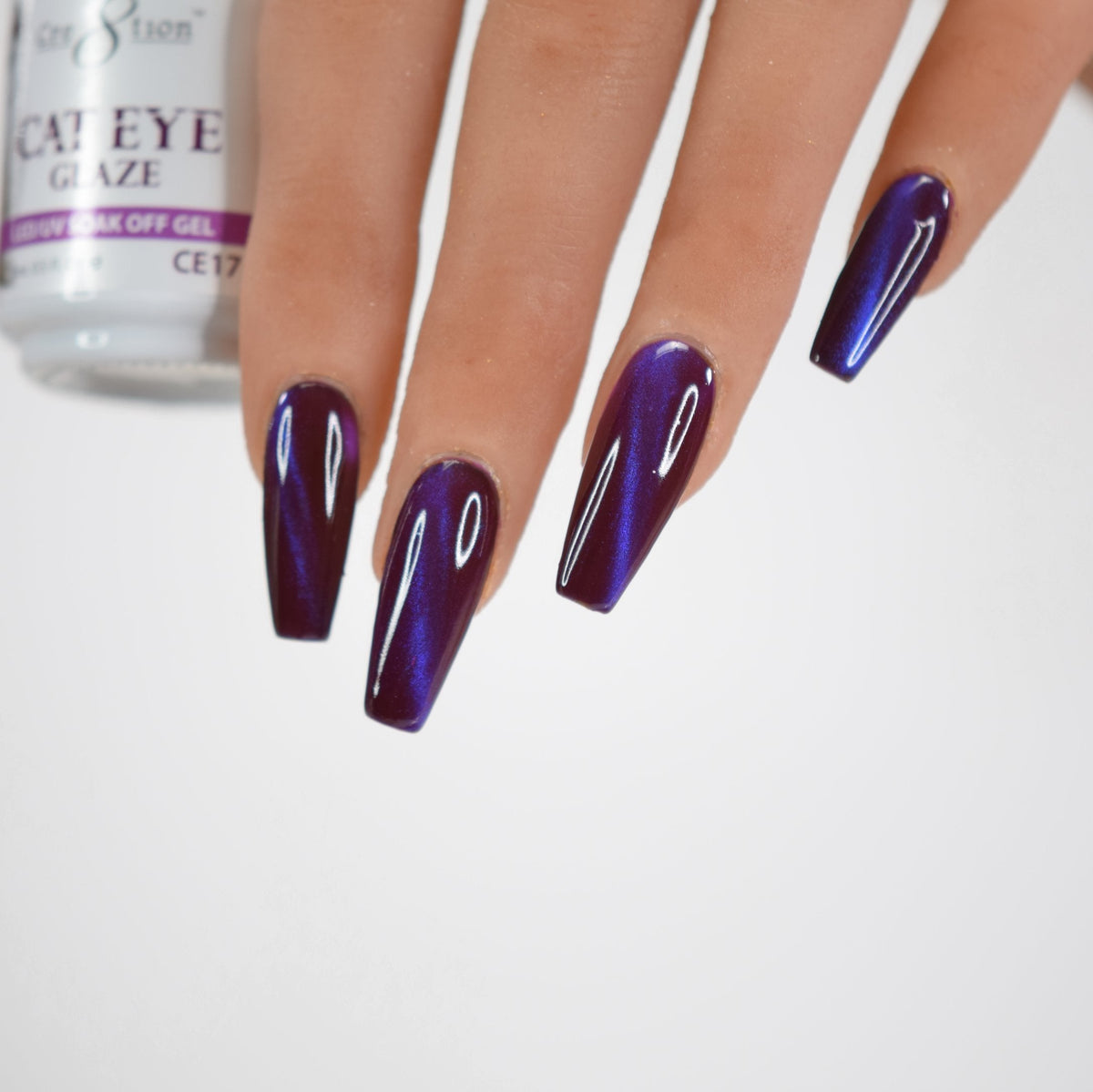 Cre8tion original Cat Eye gel shade #17 (0916-0466), official manufacturer photo