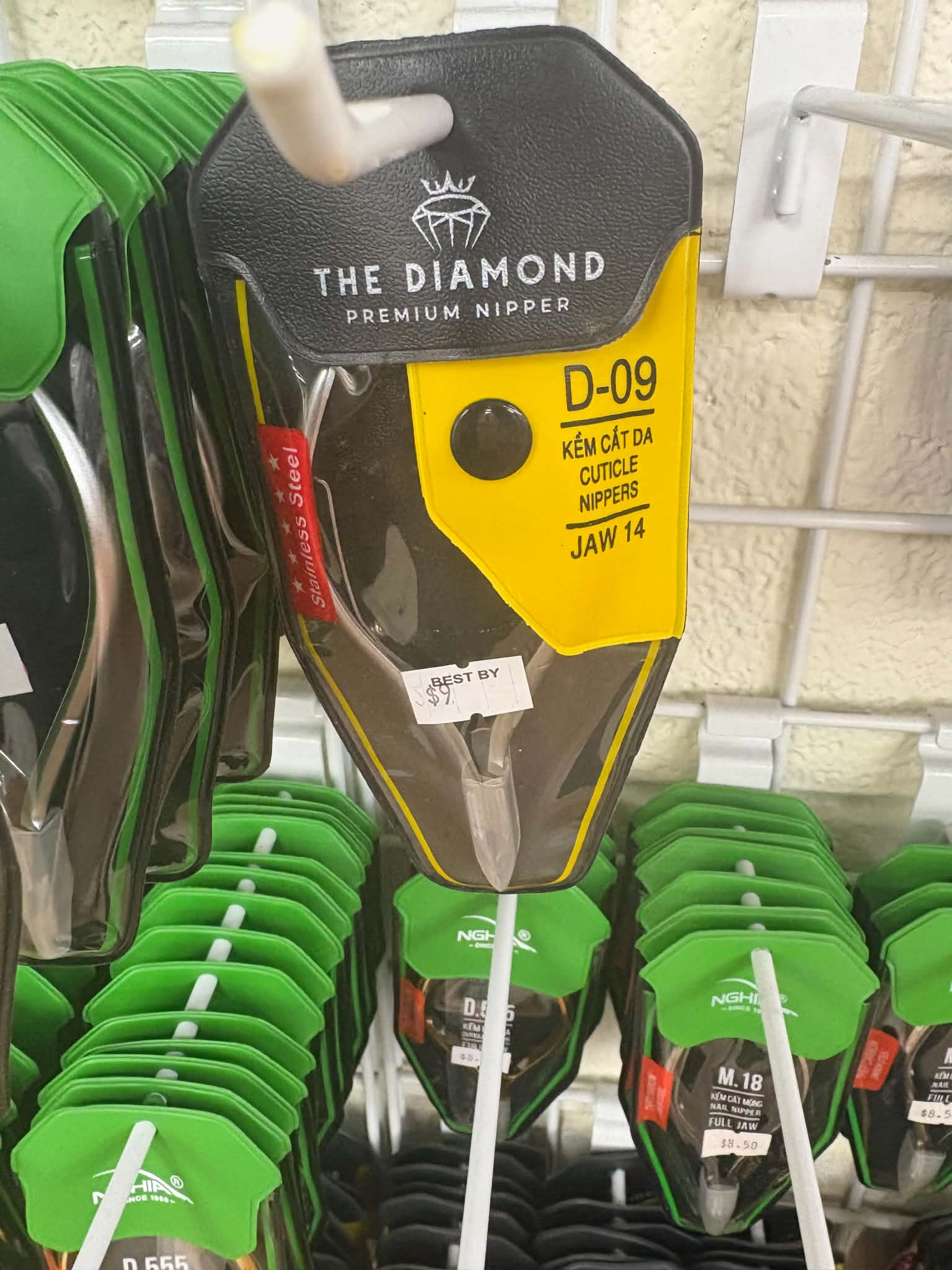Actual package reference - Diamond Premium Nipper - D09 - Jaw 14