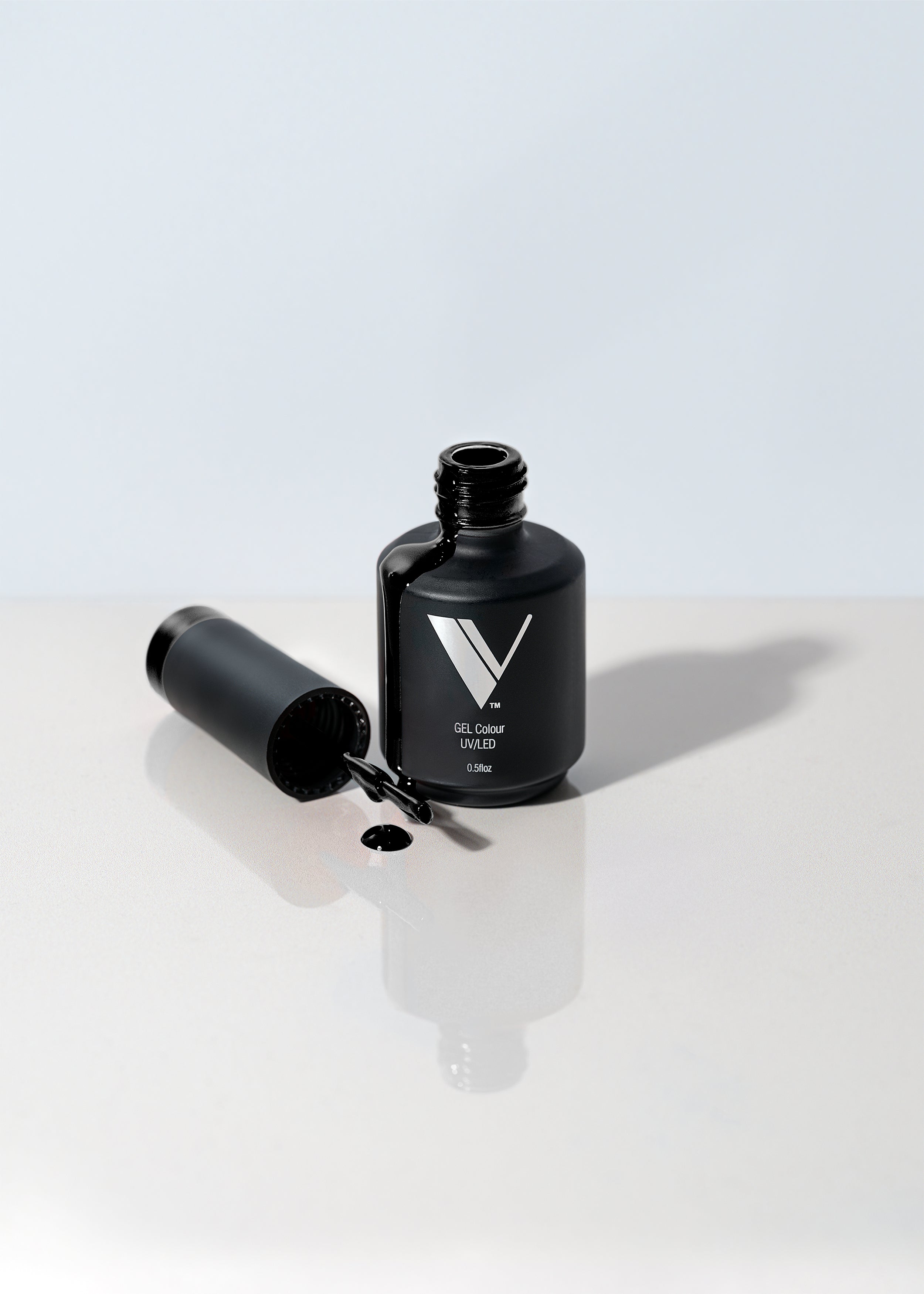 V Beauty Pure Super Black & Super White Gel Polish - Super Black